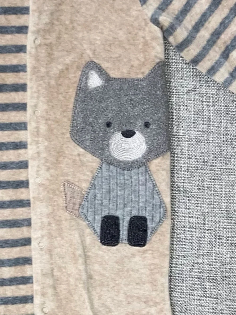 Mayoral 4-6m velour footie with fox applique EUC